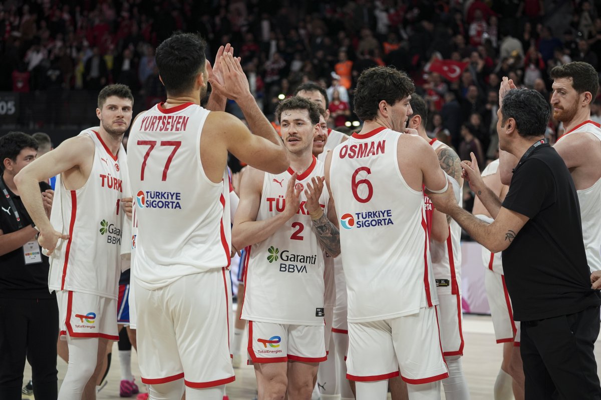 12 Dev Adam'dan Sırbistan Zaferi! 4'te 4 Yaptık: İşte Maç Özeti