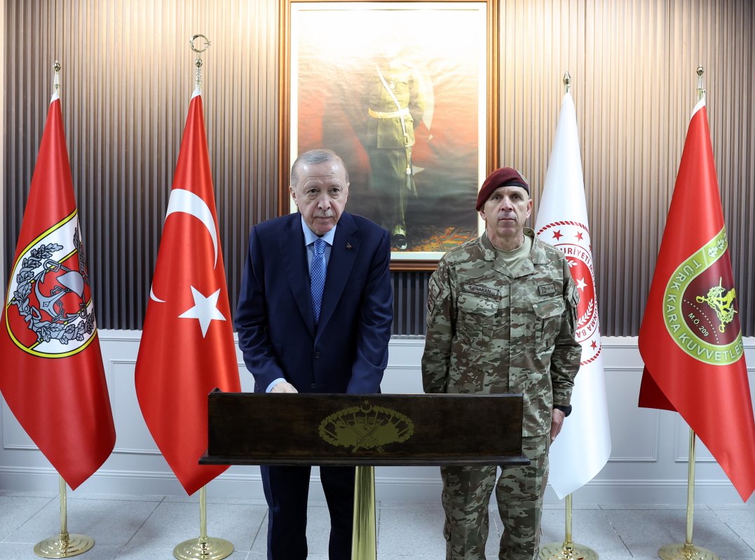 Erdoğan'dan Özel Kuvvetler'de Kritik Mesaj: İşi Şansa Bırakmıyoruz