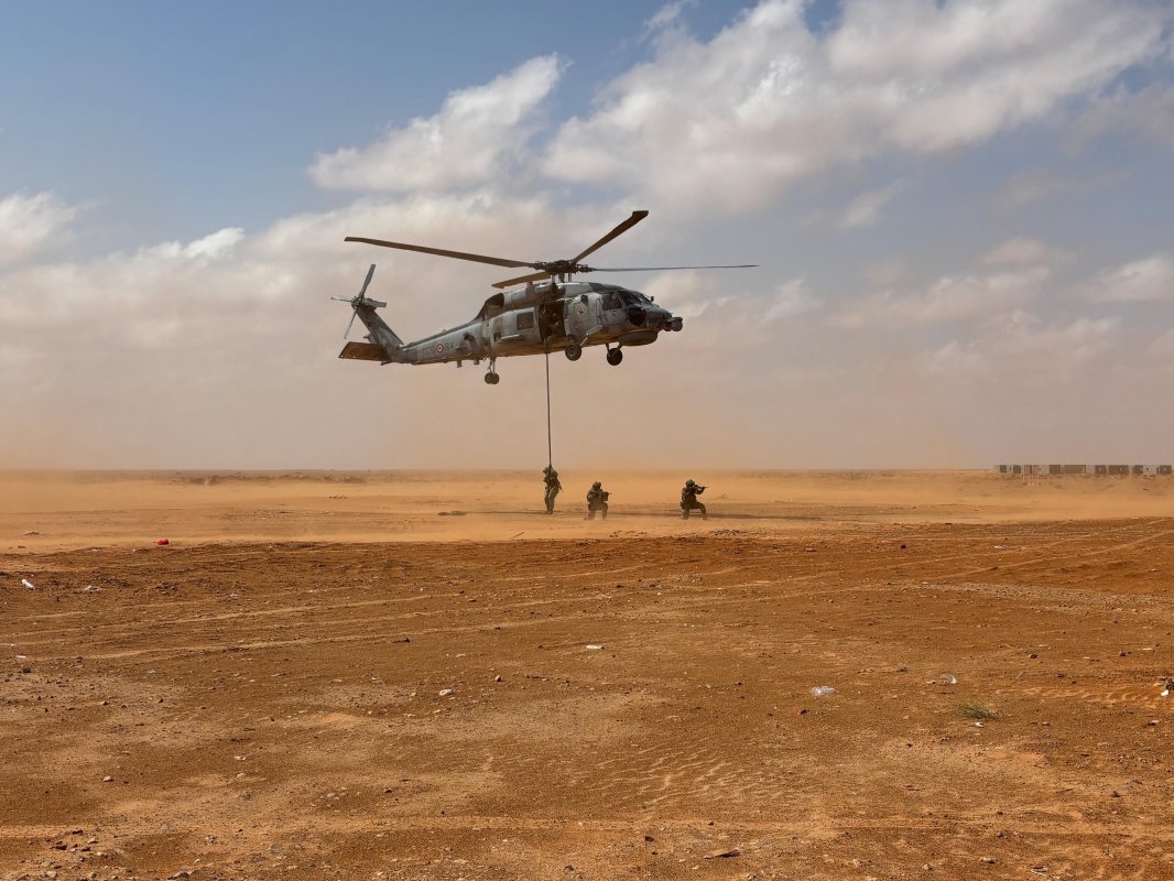 MSB'den Libya'da Nefes Kesen Tatbikat: TCG Gelibolu ve SAT Timleri Sahada!