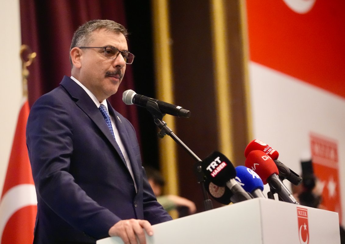 Bakan Çiftçi'den Gençlere Kritik Çağrı: "Siyaset İktidar Değil, Adalet Sanatıdır!"