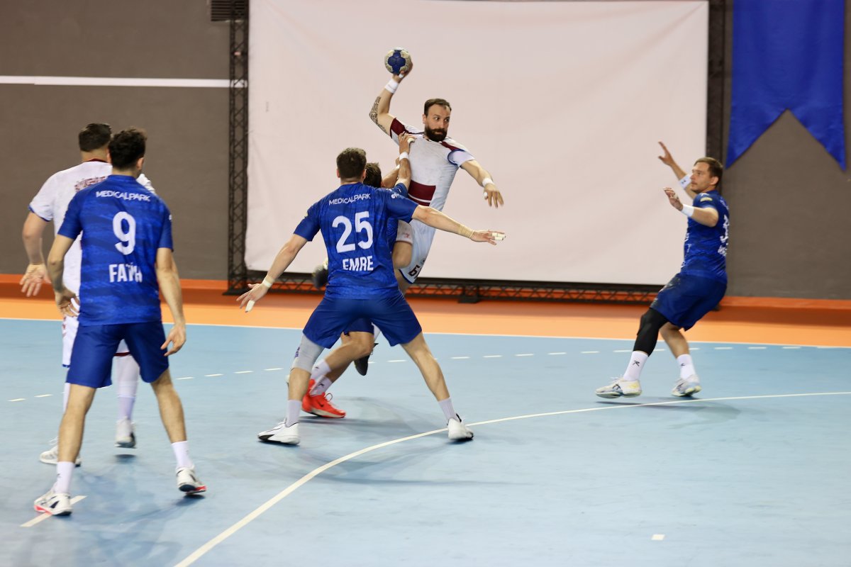 Hentbolda Çılgın Skor! Trabzon'da Gol Yağmuru Kim Kazandı?