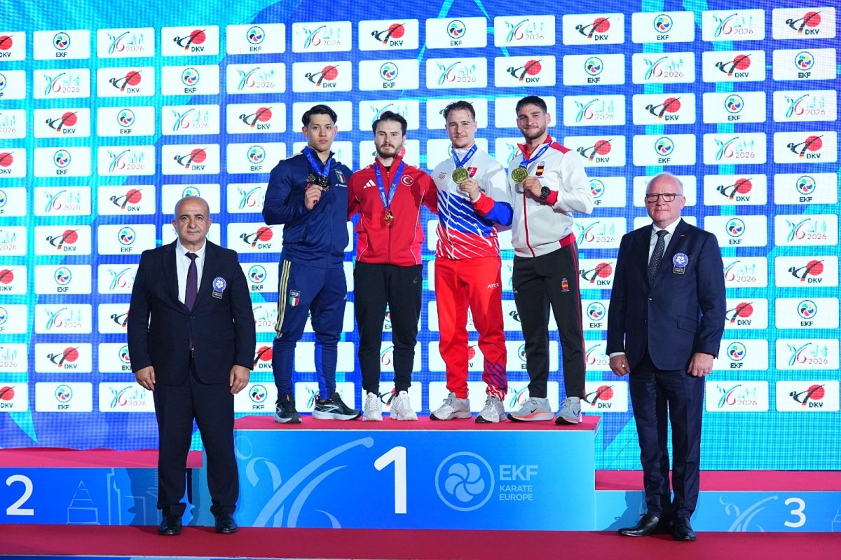 Almanya'da İstiklal Marşımızı Dinletti! Finale Çıkan Milli Sporcumuzdan Muhteşem Skor