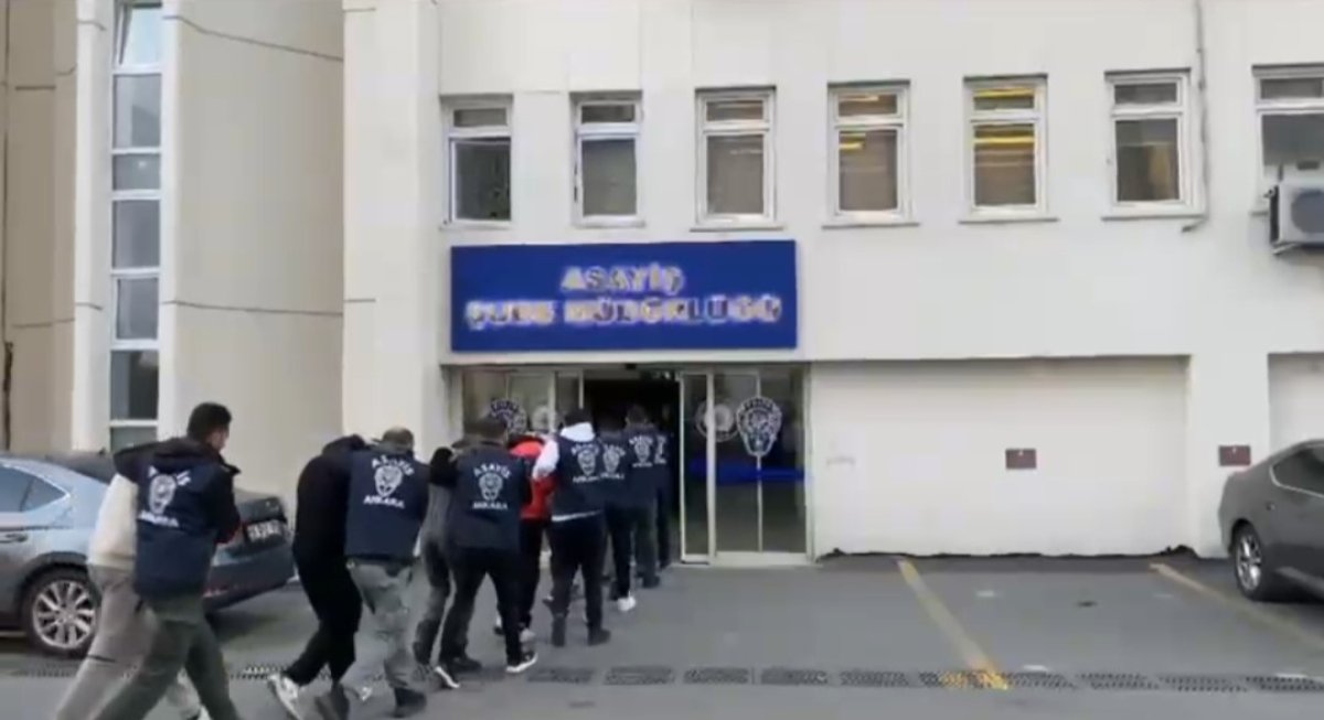 Başkent'te "Değnekçi" Operasyonu: Sürücülerin Kabusu Olan 32 Kişi Tek Tek Toplandı!