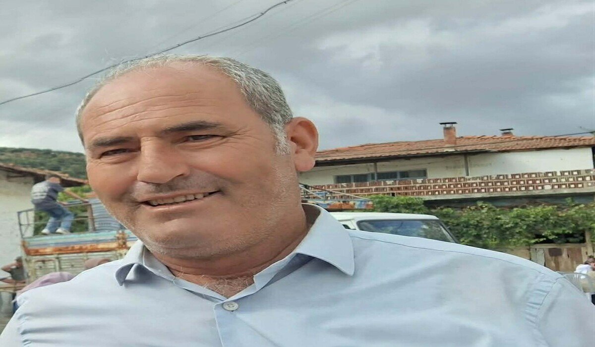 Manisa'da Sır Ölüm! 3 Çocuk Babası Muhtar Traktöründe Vurulmuş Halde Bulundu: İntihar mı Cinayet mi?