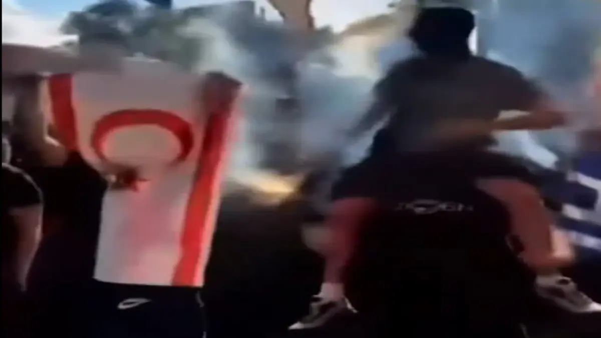 Rum Tarafında Çirkin Provokasyon! Türk Bayrağını Yaktılar, KKTC’den Sert Yanıt Geldi