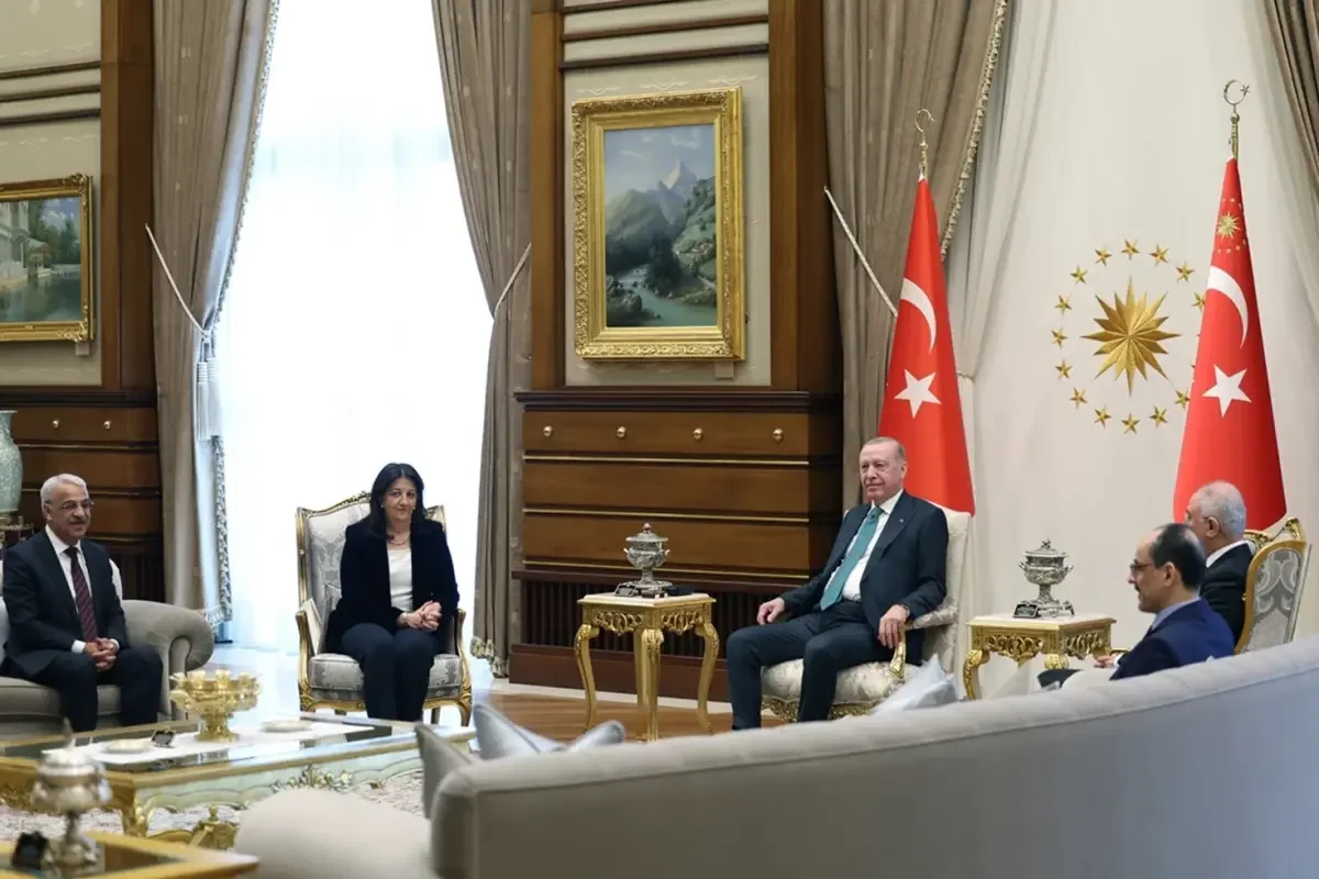 Siyasette Yeni Dönemin Şifreleri