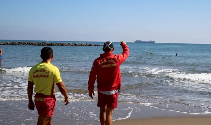 Hayat Nöbetçileri Karadeniz’de Can Kurtardı